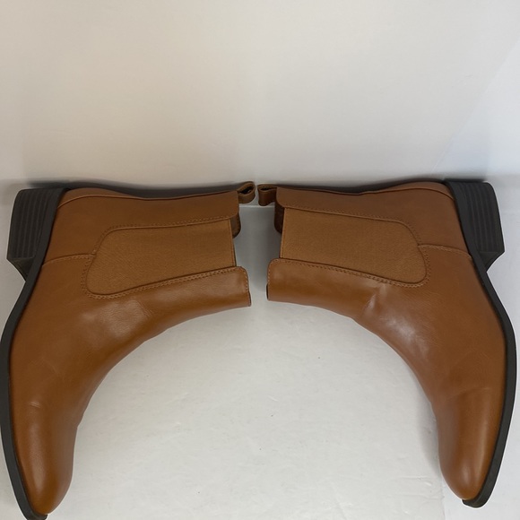 JustFab Vernetta Chelsea Boots in French Oak Women’s US size 9.5 - Picture 6 of 8